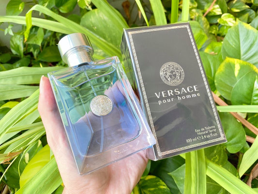 VERSACE pour homme Eau de Toilette Natural Spray