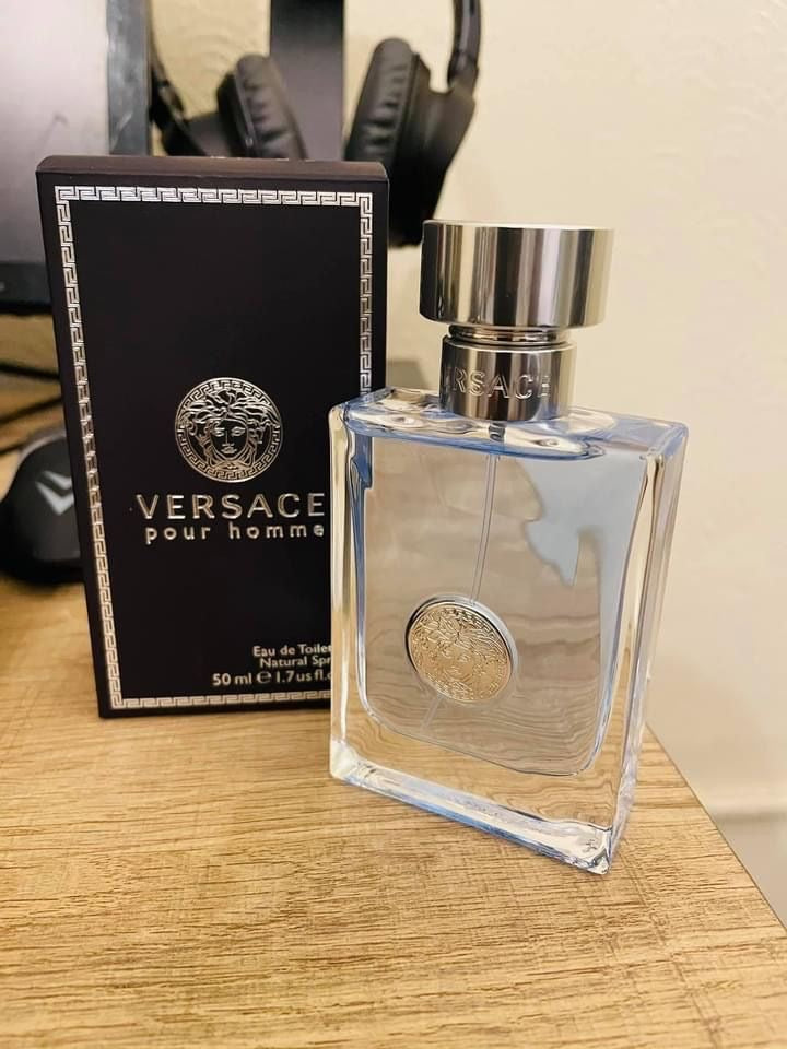 VERSACE pour homme Eau de Toilette Natural Spray